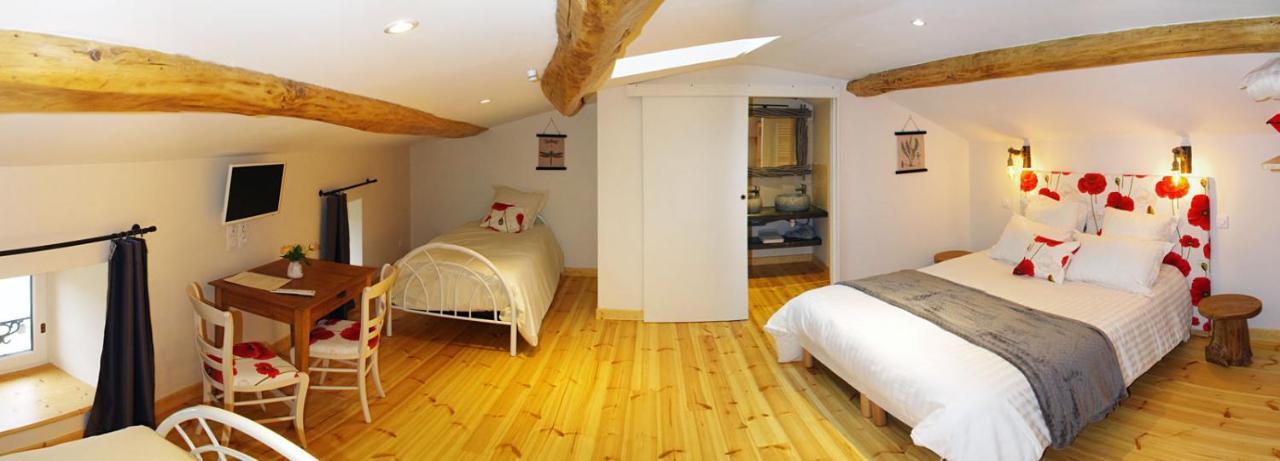 La Cheneviere Bed & Breakfast Saint-Remy-de-Chargnat Bagian luar foto