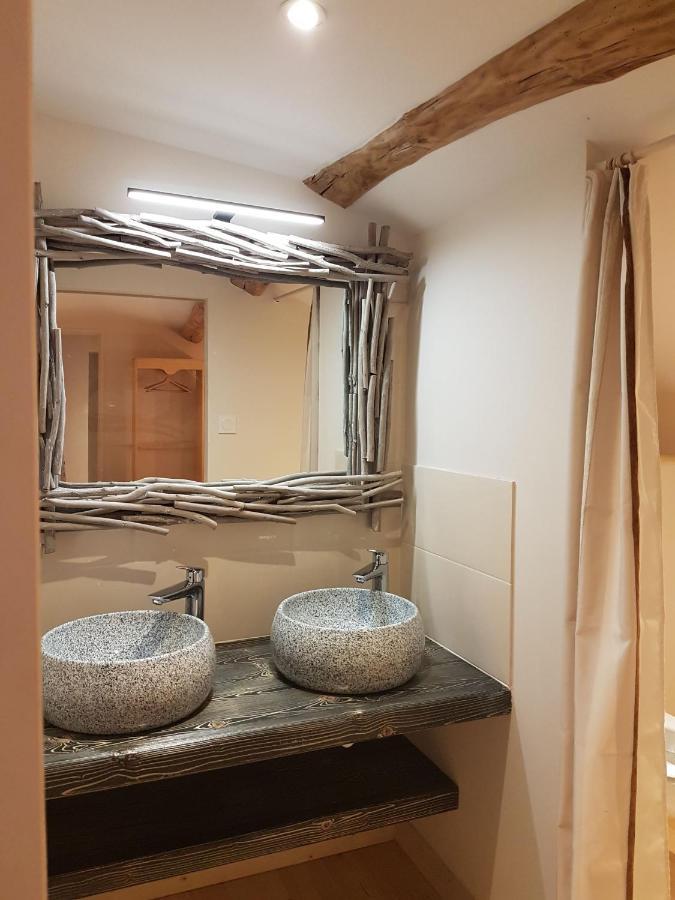 La Cheneviere Bed & Breakfast Saint-Remy-de-Chargnat Bagian luar foto